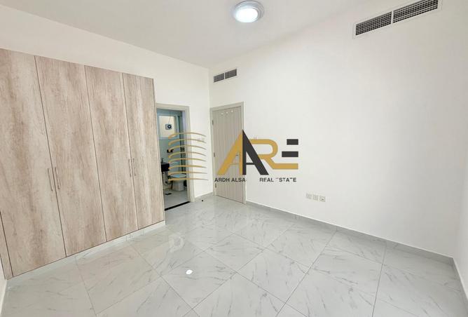 99548745 - صورة العقار 3
