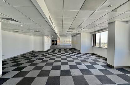 Office Space - Studio for rent in Sheikh Zayed Road - Dubai