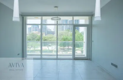 Apartment - 1 Bedroom - 2 Bathrooms for rent in Regent Court - District 14 - Jumeirah Village Circle - Dubai