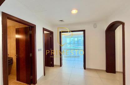 Apartment - 3 Bedrooms - 4 Bathrooms for rent in Al Aryam Tower - Tourist Club Area - Abu Dhabi
