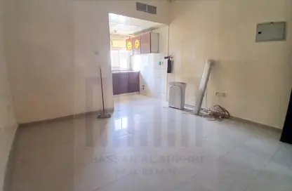 Apartment - 1 Bathroom for rent in Fire Station Road - Muwaileh - Sharjah