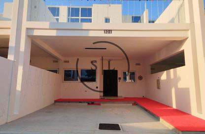 Villa - 3 Bedrooms - 4 Bathrooms for rent in Pacifica - Damac Hills 2 - Dubai Villa - 3 Bedrooms - 4 Bathrooms for rent in Pacifica - Damac Hills 2 - Dubai