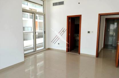 Apartment - 1 Bedroom - 1 Bathroom for sale in Uniestate Millennium Tower - Dubai Silicon Oasis - Dubai