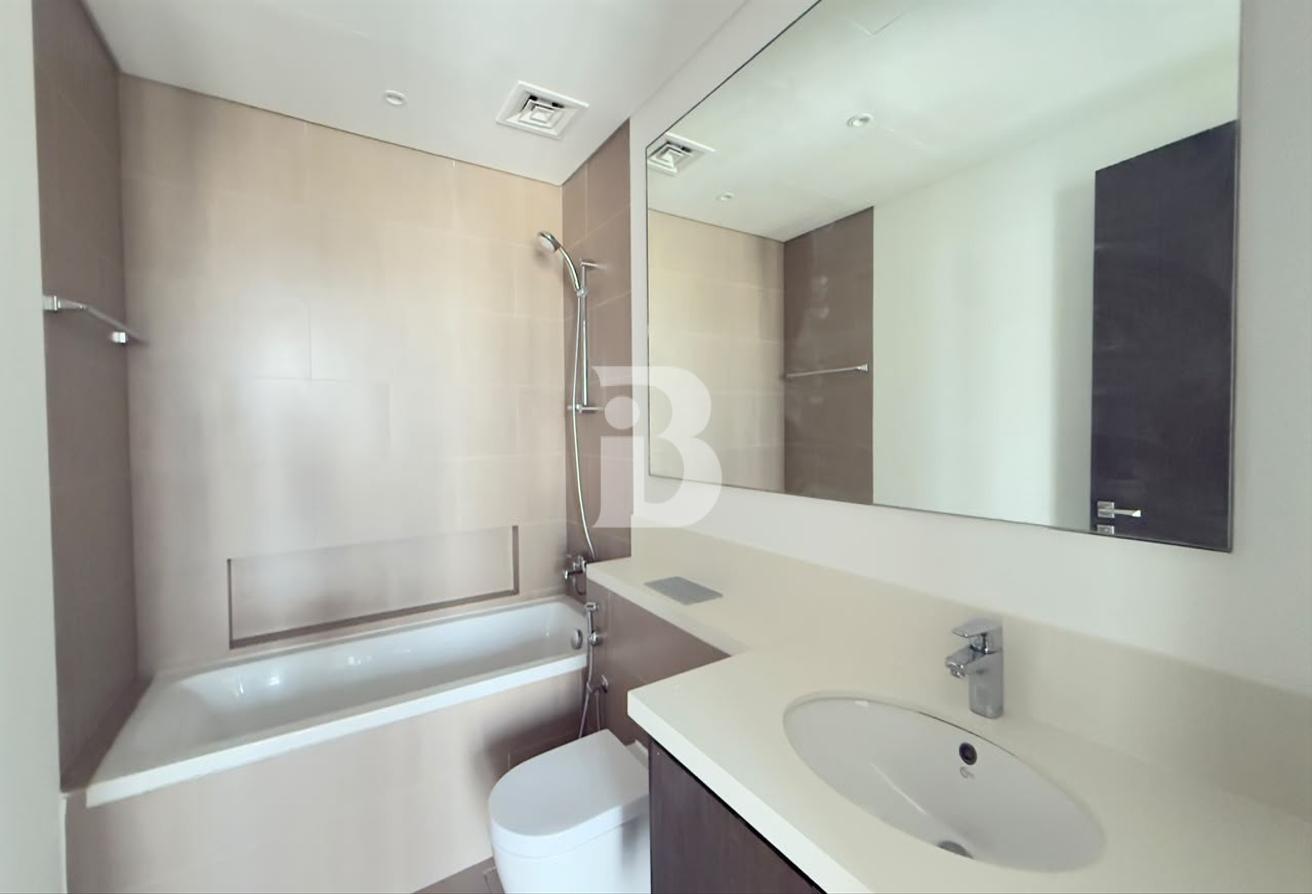 PARK VIEW | HIGH FLOOR | VACANT UNIT | DCH photo 8