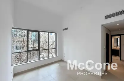 Apartment - 2 Bedrooms - 3 Bathrooms for sale in Boulevard Central Tower 1 - Boulevard Central Towers - Downtown Dubai - Dubai