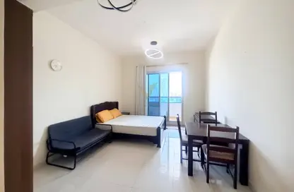 شقة - 1 حمام للايجار في مساكن النخبة رقم 3 - مساكن النخبة الرياضية - مدينة دبي الرياضية - دبي شقة - 1 حمام للايجار في مساكن النخبة رقم 3 - مساكن النخبة الرياضية - مدينة دبي الرياضية - دبي
