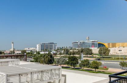 Apartment - Studio - 1 Bathroom for rent in Views A - Yas Golf Collection - Yas Island - Abu Dhabi