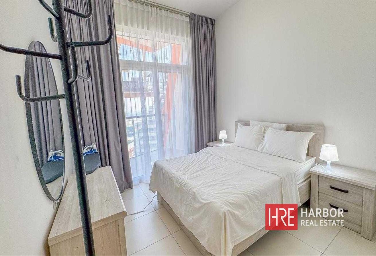 Ready to Move In | Exclusive | Prime location photo 10