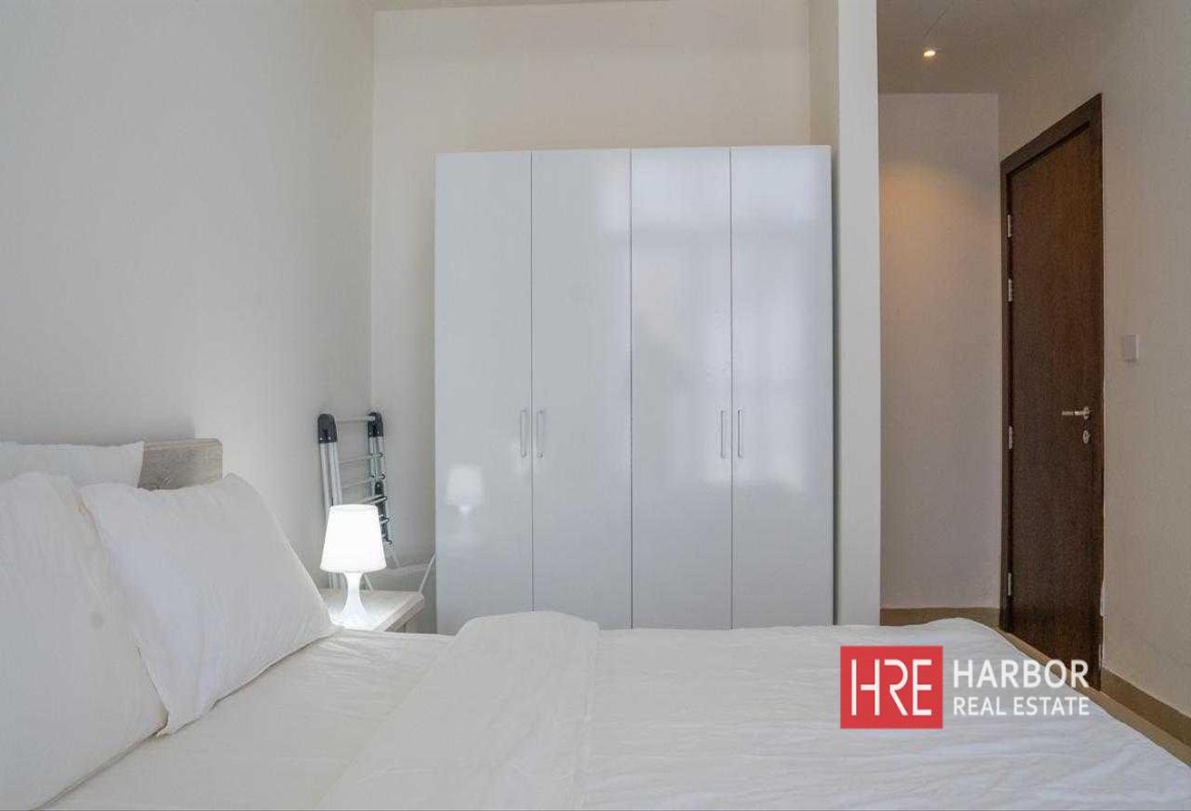 Ready to Move In | Exclusive | Prime location photo 14
