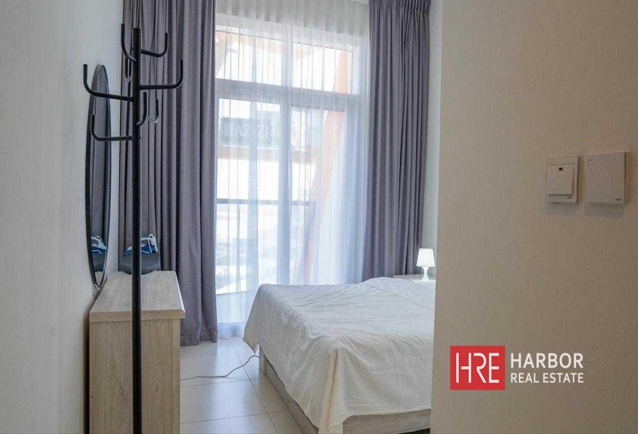 Ready to Move In | Exclusive | Prime location photo 16