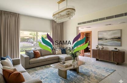 Villa - 4 Bedrooms - 3 Bathrooms for rent in Al Jafiliya Villas - Al Jafiliya - Dubai