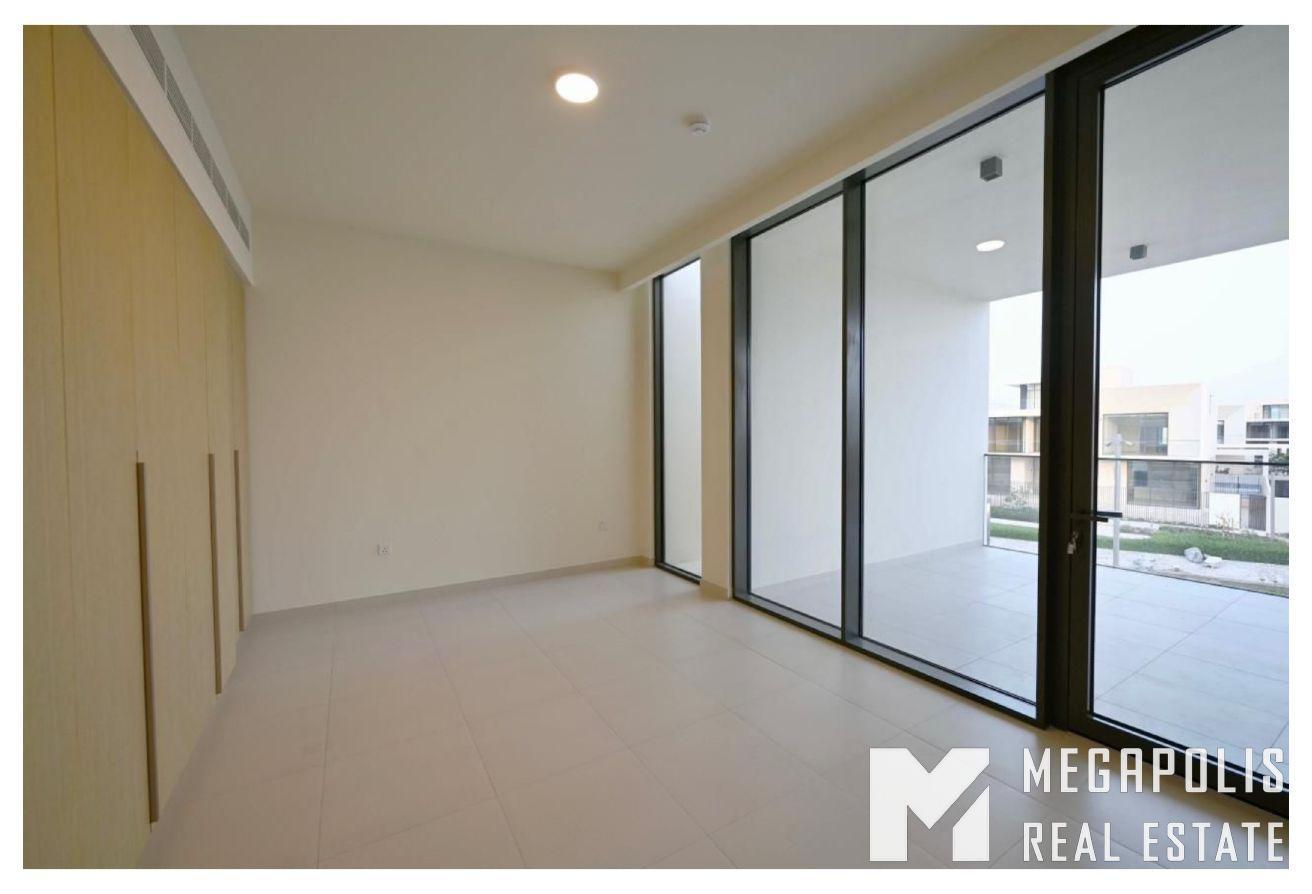 POOL OPTION | FULLY FURNISHED OPTION | BEST PRICE photo 18