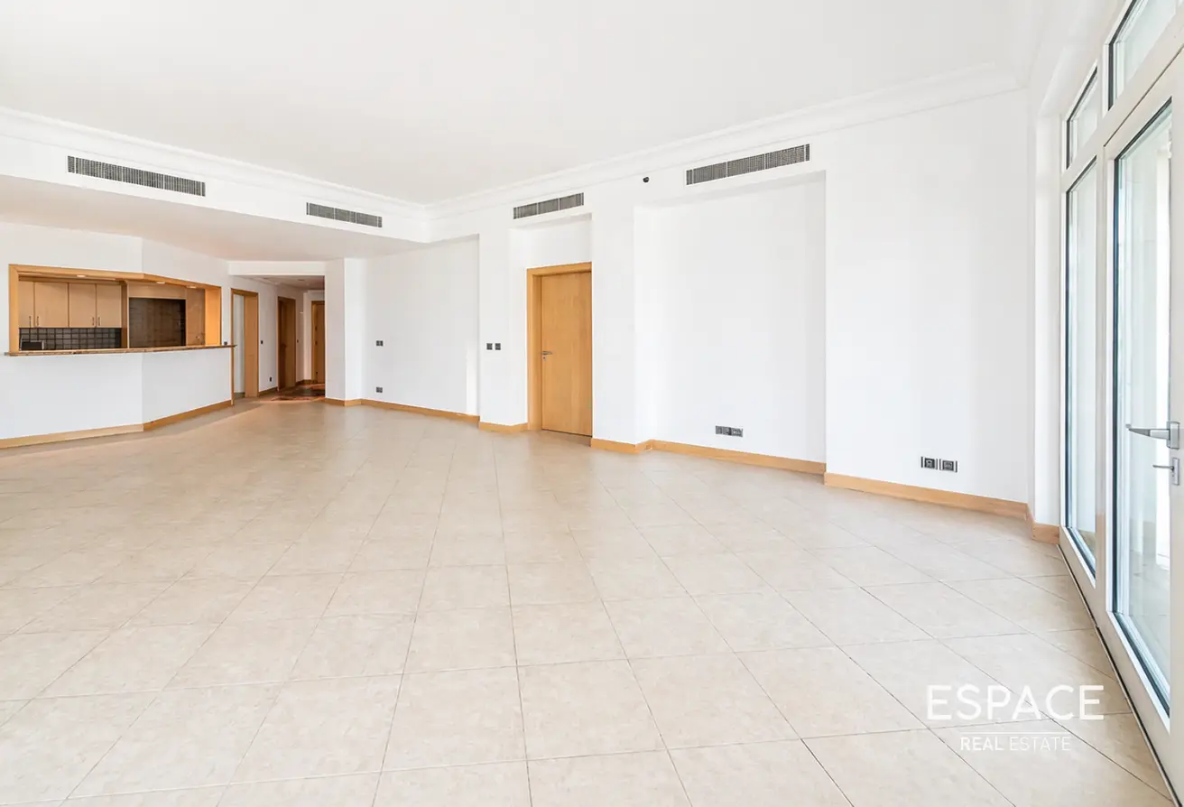 98239500 - Property Main Image