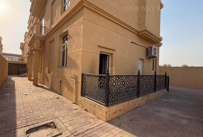 96131717 - Property Image 2