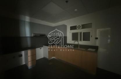 Apartment - 1 Bedroom - 2 Bathrooms for rent in La Plage Tower - Al Mamzar - Sharjah - Sharjah