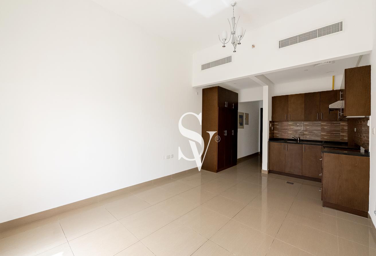 12 Chqs | Villa View | Chiller Free | High Floor photo 3