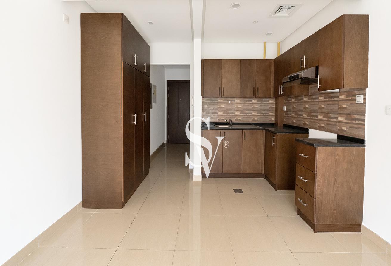12 Chqs | Villa View | Chiller Free | High Floor photo 8