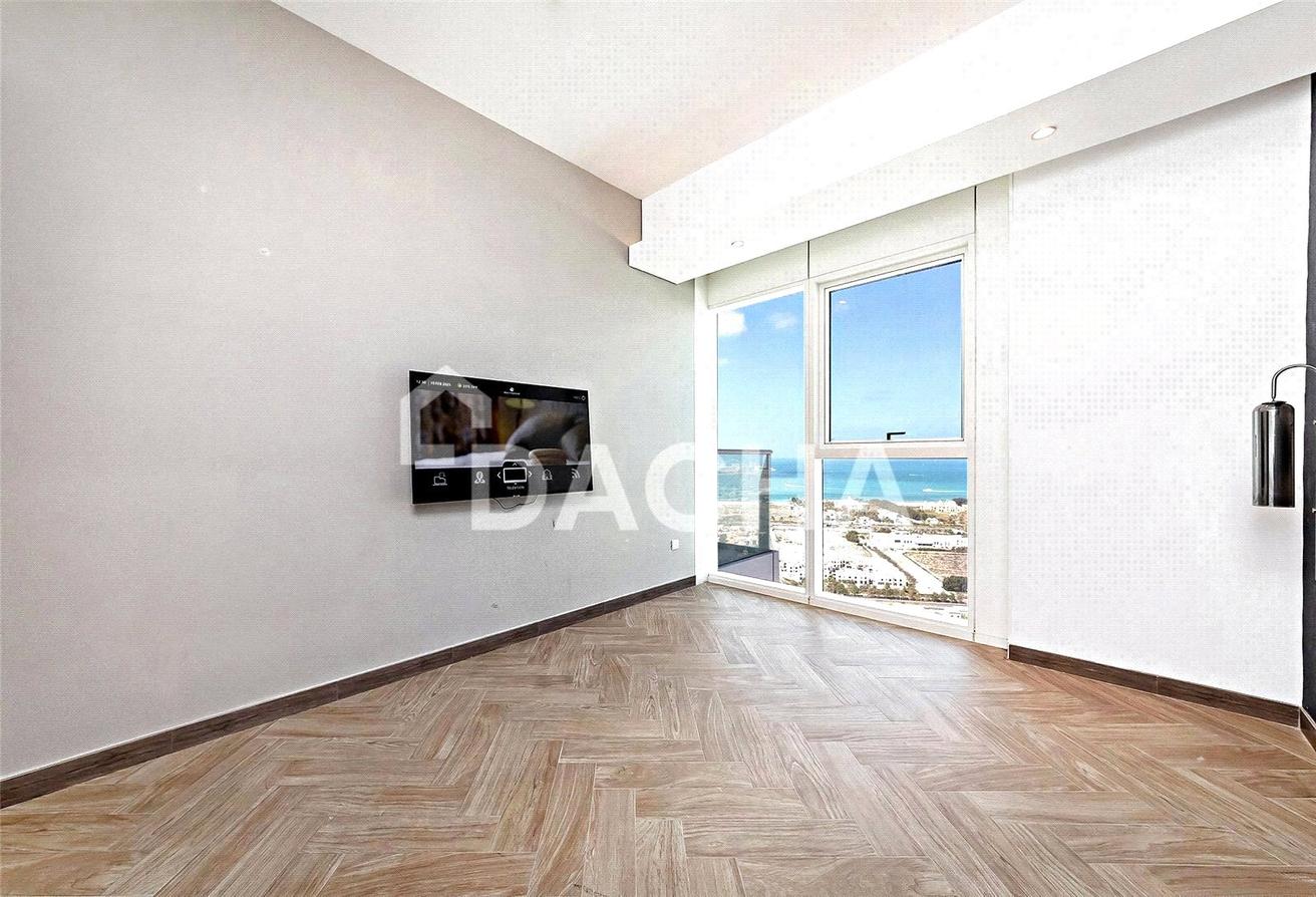 All Bills Included | Sea View | Modern photo 9