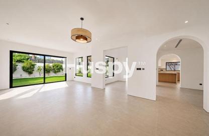 Villa - 4 Bedrooms - 5 Bathrooms for sale in Meadows 2 - Meadows - Dubai Villa - 4 Bedrooms - 5 Bathrooms for sale in Meadows 2 - Meadows - Dubai