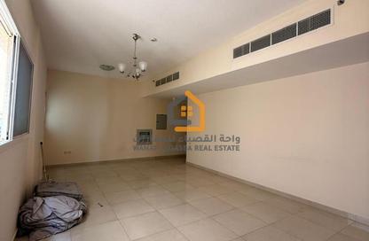 Apartment - 1 Bedroom - 2 Bathrooms for rent in Al Shahid Tower - Al Qasba - Sharjah