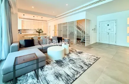 Apartment - 4 Bedrooms - 4 Bathrooms for sale in Azure - Dubai Marina - Dubai