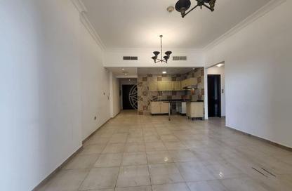 Apartment - 1 Bedroom - 2 Bathrooms for rent in Hamza Tower - Dubai Sports City - Dubai