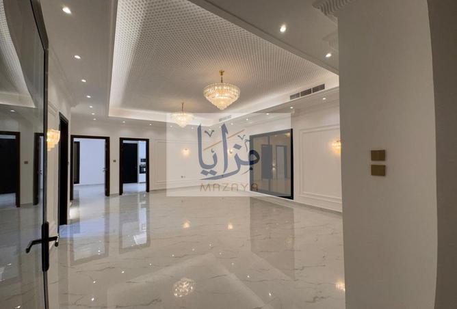 125658417 - Property Image 2