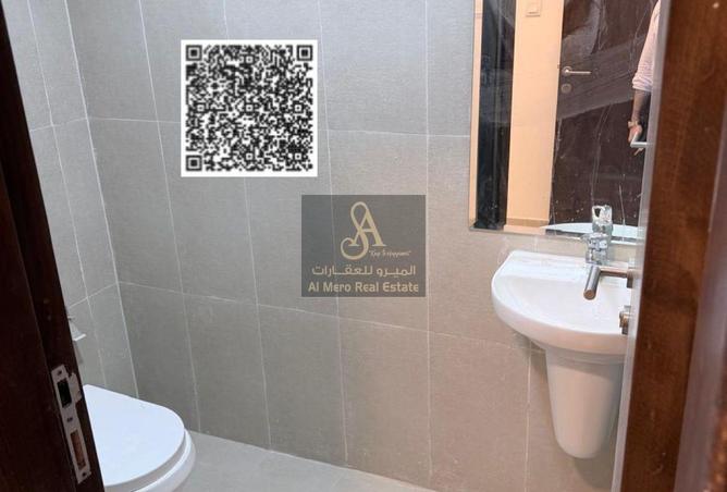 127917227 - Property Image 3