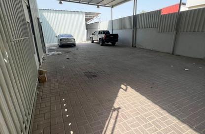 مستودع - استوديو - 1 حمام للايجار في المنطقة الصناعية رقم 4 - المنطقة الصناعية بالشارقة - الشارقة