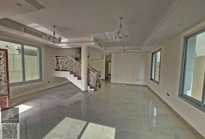 53990492 - Property Image 3