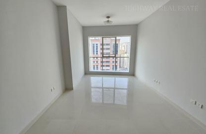 Apartment - 3 Bedrooms - 3 Bathrooms for rent in Sahara Tower 4 - Sahara Complex - Al Nahda - Sharjah
