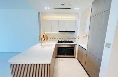 Apartment - 2 - 2 for rent in Binghatti Pinnacle - Dubai Healthcare City 2 - Al Jaddaf - Dubai