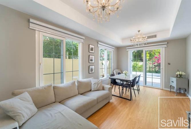 74240942 - صورة العقار 2