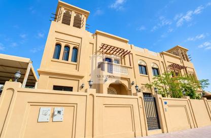 Villa - 5 - 6 for rent in Al Barsha 1 - Al Barsha - Dubai