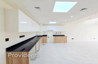 Townhouse - 3 Bedrooms - 5 Bathrooms for rent in Rukan 3 - Rukan - Dubai