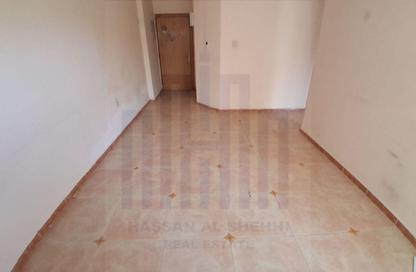 Apartment - 1 - 1 for rent in Muwaileh Commercial - Sharjah