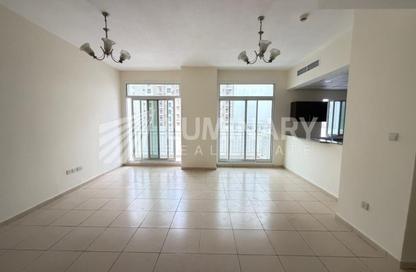 Apartment - 2 Bedrooms - 3 Bathrooms for rent in Mazaya 15 - Queue Point - Liwan - Dubai Land - Dubai
