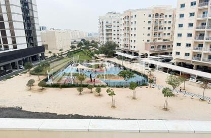 Apartment - 2 Bedrooms - 3 Bathrooms for rent in Mazaya 15 - Queue Point - Liwan - Dubai Land - Dubai