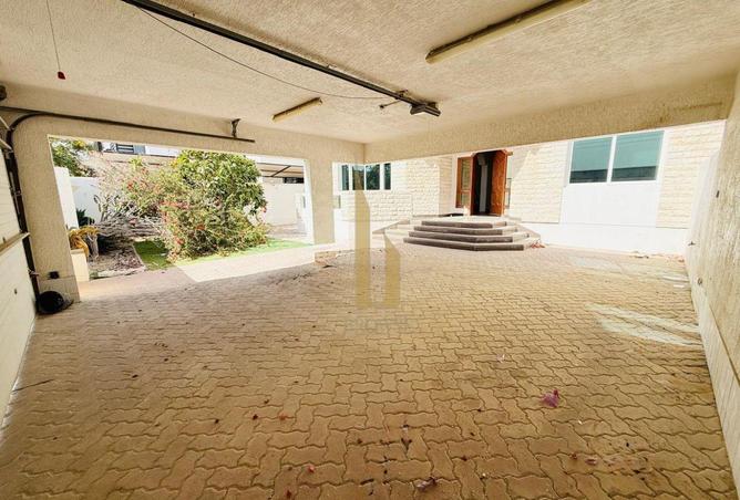 53996384 - صورة العقار 3