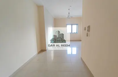 Apartment - 1 Bedroom - 2 Bathrooms for rent in Al Nahda Complex - Al Nahda - Sharjah