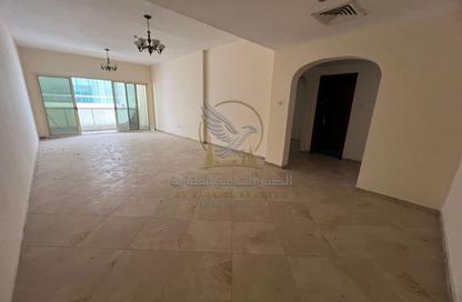Apartment - 3 Bedrooms - 3 Bathrooms for rent in New Al Taawun Road - Al Taawun - Sharjah