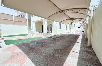 Villa - 5 - 6 for rent in Al Hooshi Villas - Hoshi - Al Badie - Sharjah Villa - 5 - 6 for rent in Al Hooshi Villas - Hoshi - Al Badie - Sharjah