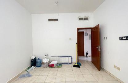 Apartment - 1 Bedroom - 1 Bathroom for rent in Al Butina 9 Building - Al Butina - Sharjah