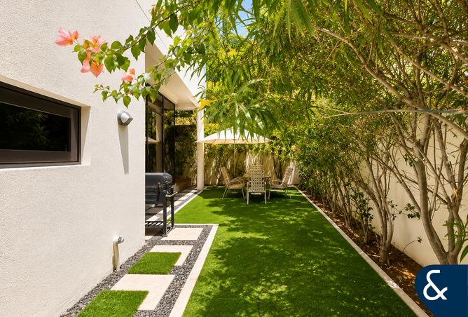 100854758 - Property Image 3