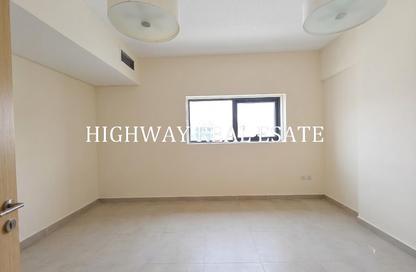 Apartment - 3 Bedrooms - 3 Bathrooms for rent in Muwaileh 3 Building - Muwaileh - Sharjah