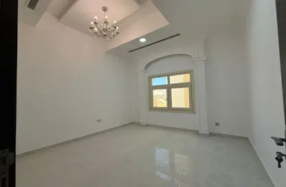 Apartment - 1 Bedroom - 1 Bathroom for rent in Bloom Living - Zayed City (Khalifa City C) - Khalifa City - Abu Dhabi