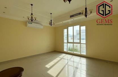 Villa - 3 - 4 for rent in Al Mizhar 1 - Al Mizhar - Dubai