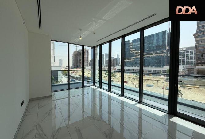 102823513 - Property Image 2