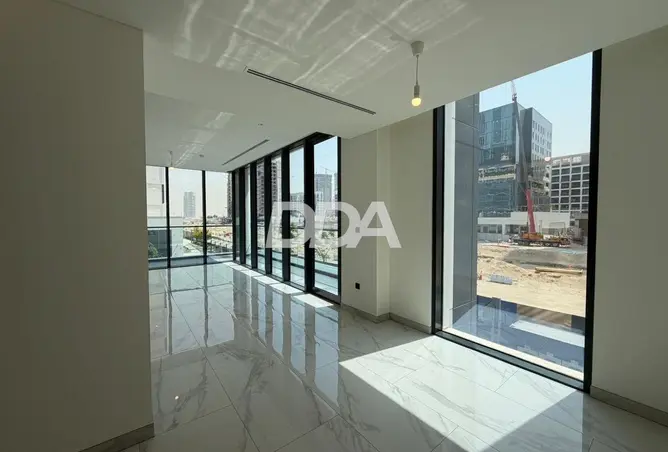 102823513 - Property Image 3