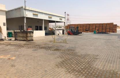 Land - Studio for rent in Al Jlail - Al Sajaa - Sharjah